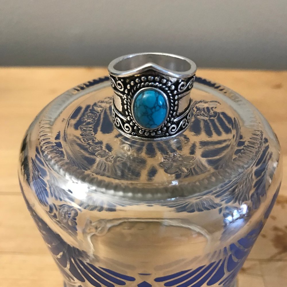 💥NWOT! Size 6 Silver Tone Turquoise Ring